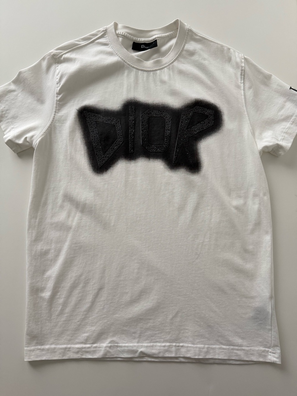 Dior White T‑Shirt with Black Graffiti Logo Sz L - Picture 1 of 8